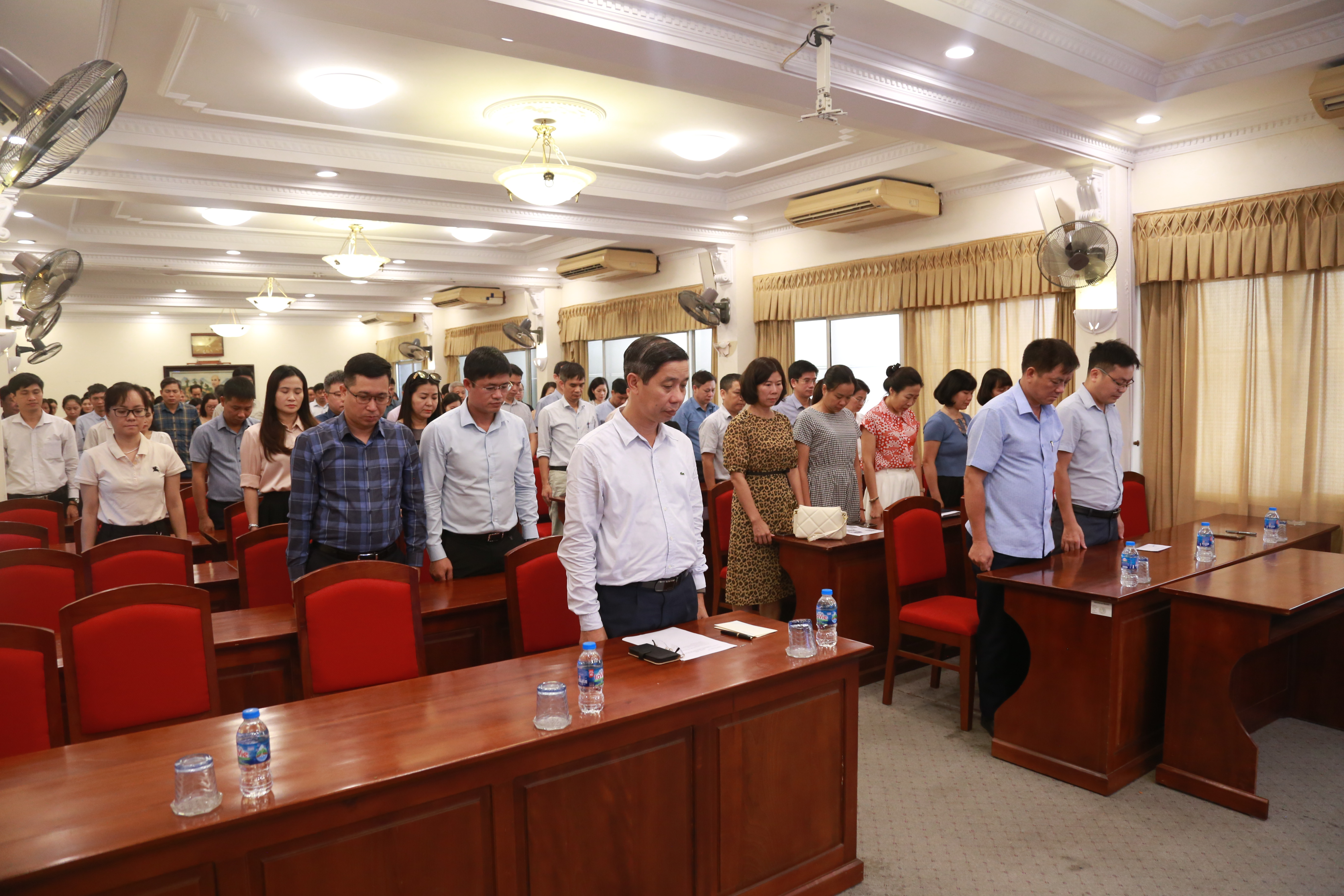 Trường Đại học Giao thông vận tải tổ chức tưởng niệm các nạn nhân vụ cháy chung cư trên phố Khương Hạ (Thanh Xuân, Hà Nội)
