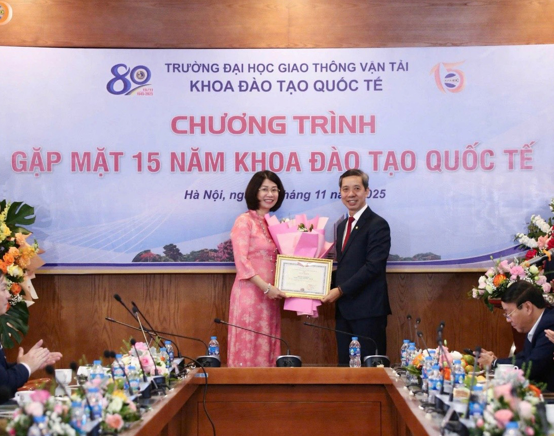 Chương trình Gặp mặt kỷ niệm 15 năm thành lập khoa Đào tạo Quốc tế